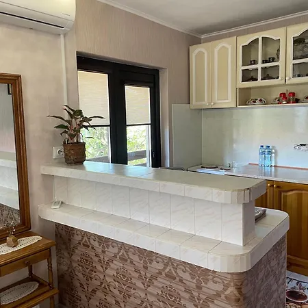 елени Süzebolu