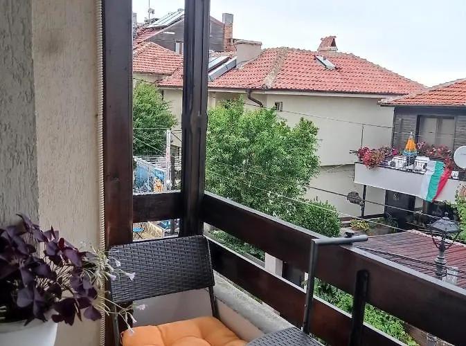 Affittacamere елени 3*